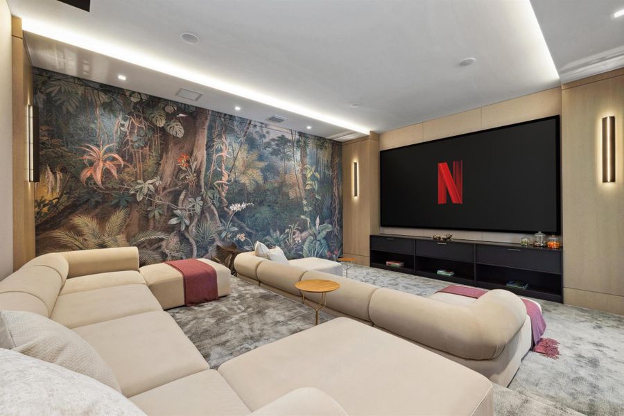 Spacious, unfurnished interior of a new home in , Jupiter (Image 76).