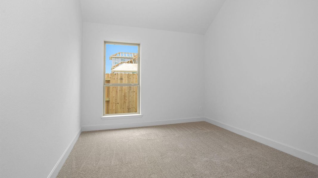 Spacious, unfurnished interior of a new home in Midline, Houston (Image 13).
