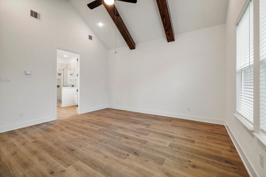 Spacious, unfurnished interior of a new home in Magnolia Woods - 70', Magnolia (Image 17).