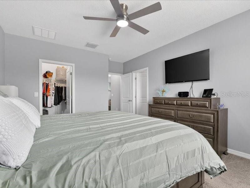 Furnished interior view inside a new home in , Apollo Beach (Image 36).
