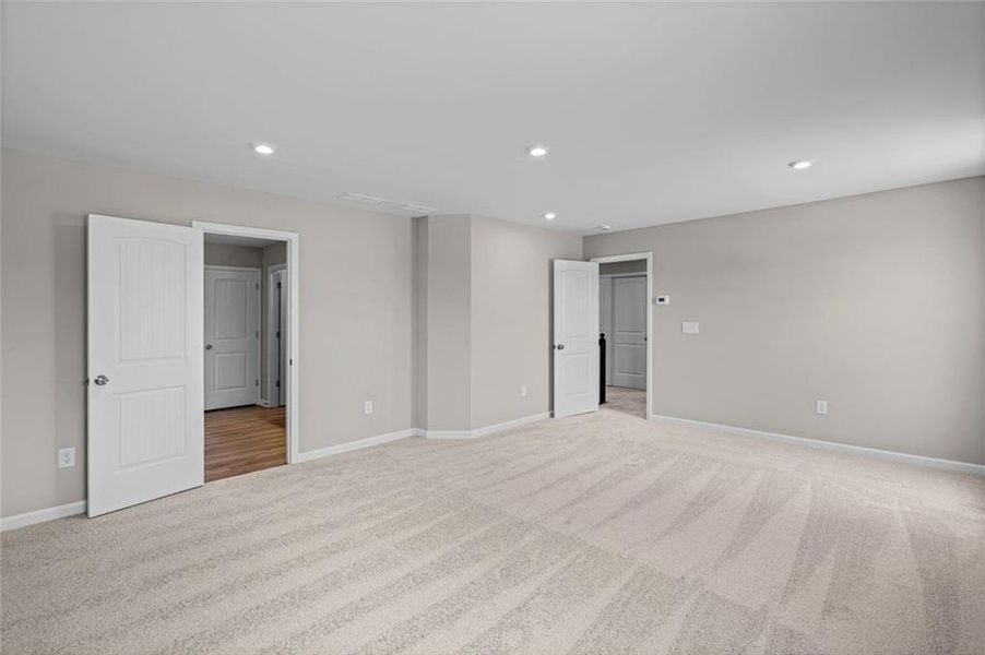 Spacious, unfurnished interior of a new home in Twin Lakes, Hoschton (Image 37). Spacious, unfurnished interior of a new home in Twin Lakes, Hoschton (Image 37).