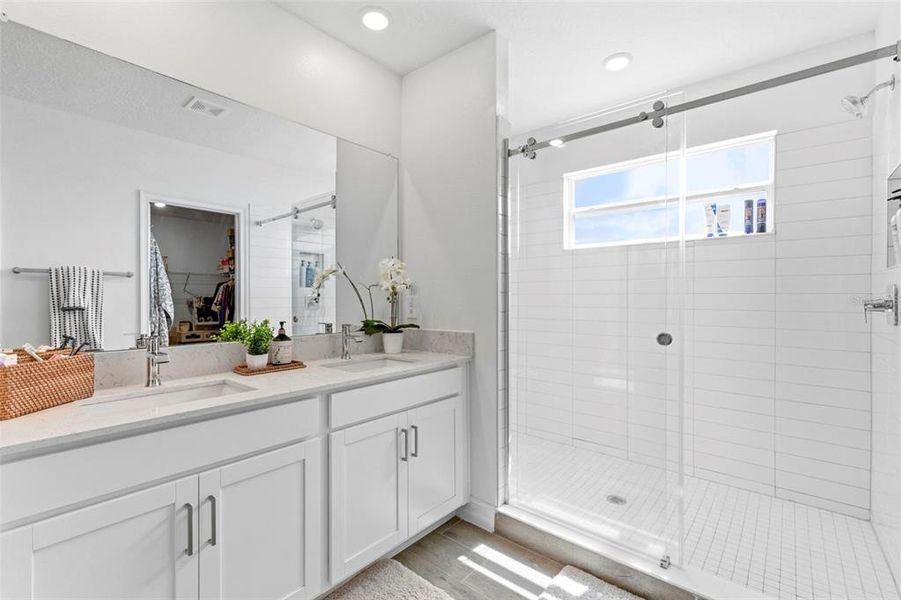 Furnished interior view inside a new home in , Palmetto (Image 10).