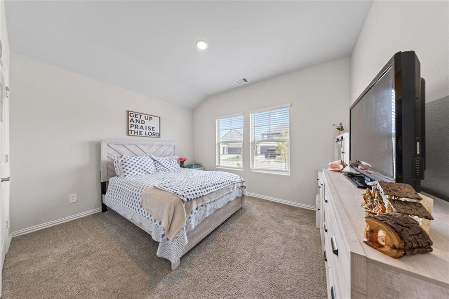 Furnished interior view inside a new home in Lakehaven - Signature Series, Farmersville (Image 10).