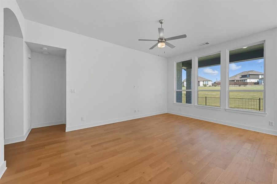 Spacious, unfurnished interior of a new home in Devonshire, Forney (Image 17). Spacious, unfurnished interior of a new home in Devonshire, Forney (Image 17).