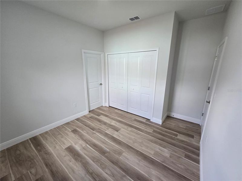 Spacious, unfurnished interior of a new home in , Ocala (Image 18).