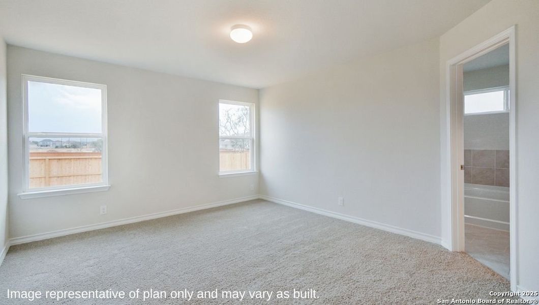 Spacious, unfurnished interior of a new home in Avenida, Converse (Image 11).