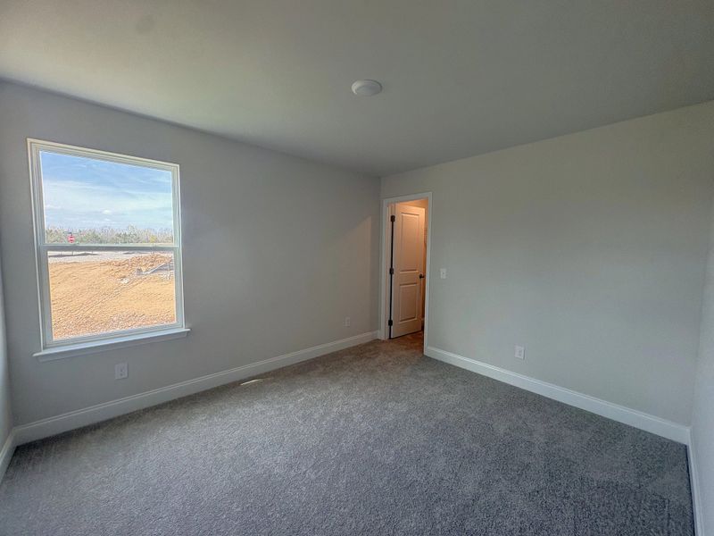 Spacious, unfurnished interior of a new home in Cades Bluff, Lebanon (Image 20).