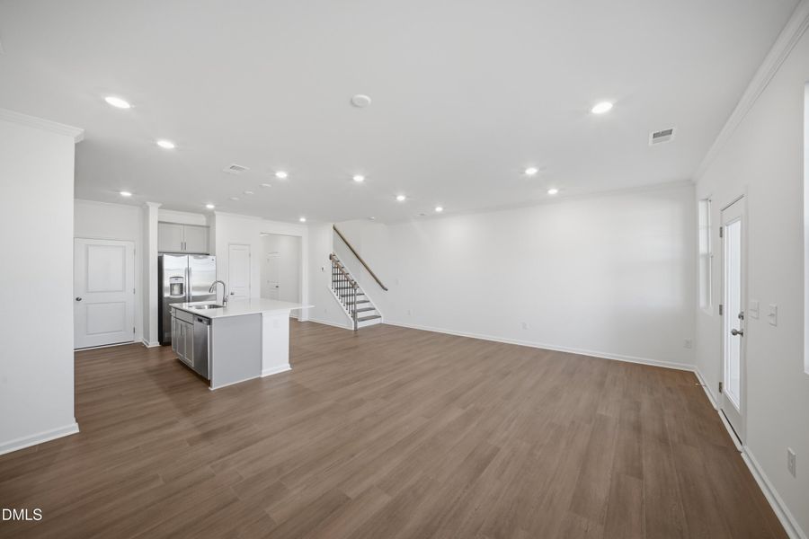 SUN_Everlee_Pic_CarsonII_QMI_226_Great_1