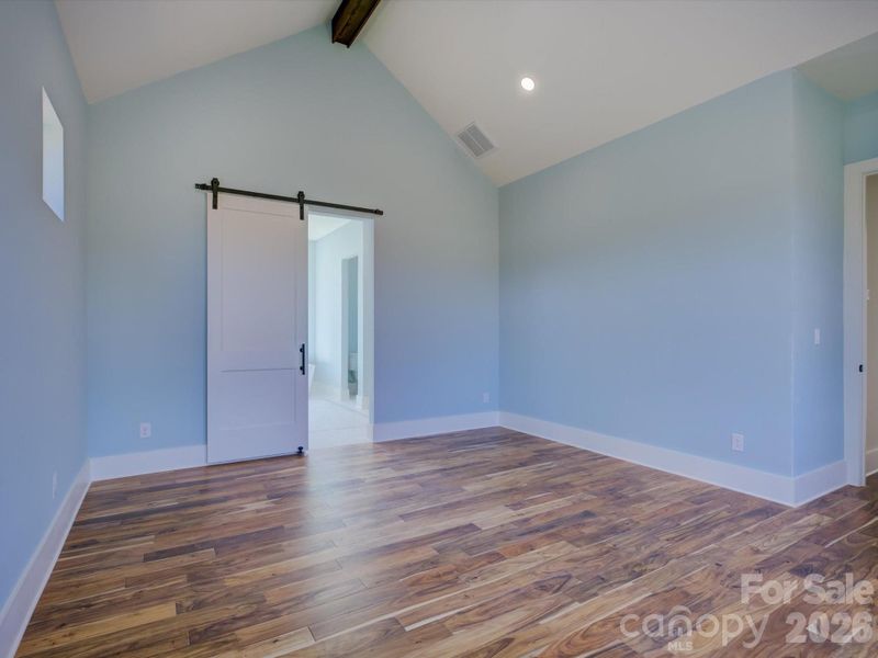 Spacious, unfurnished interior of a new home in , Rock Hill (Image 25).