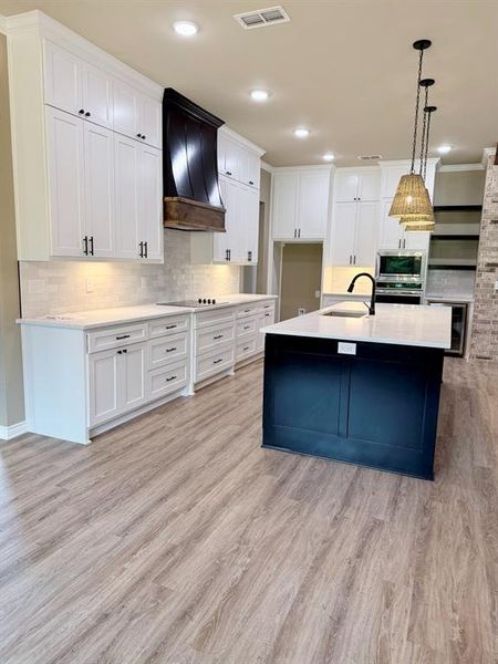 Furnished interior view inside a new home in , Tyler (Image 5).