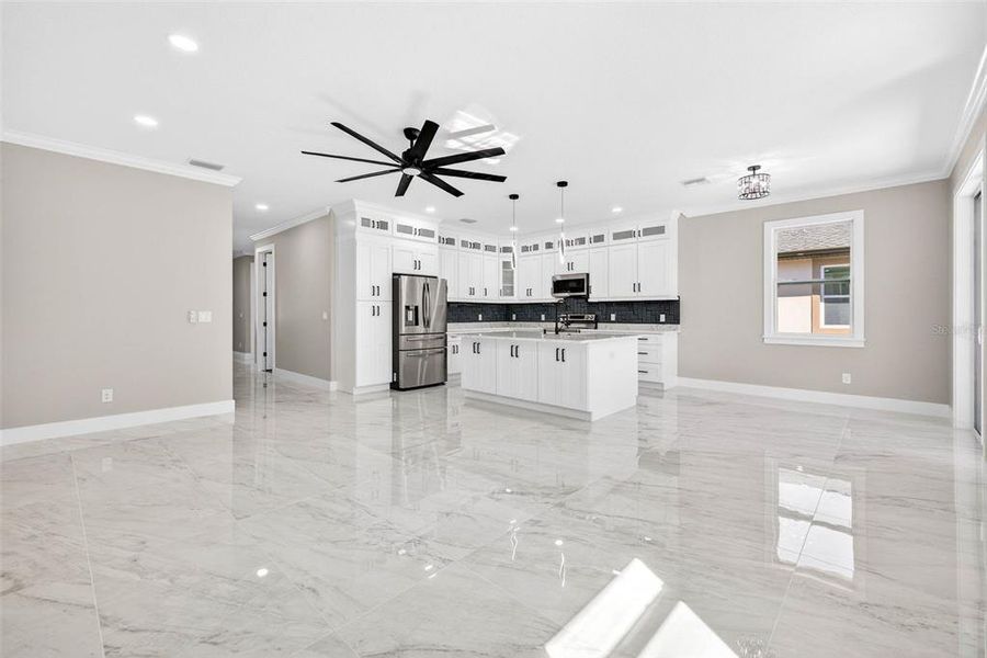 Spacious, unfurnished interior of a new home in , Masaryktown (Image 55).