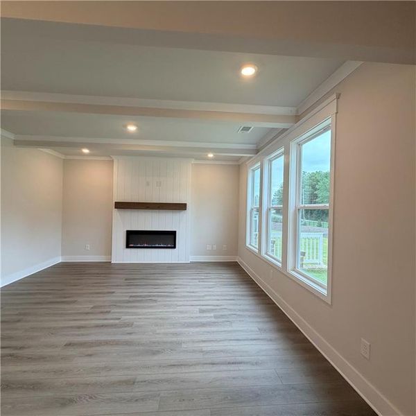 Spacious, unfurnished interior of a new home in Fowler Farms, Auburn (Image 13).