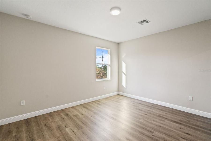 Spacious, unfurnished interior of a new home in , Deltona (Image 38).