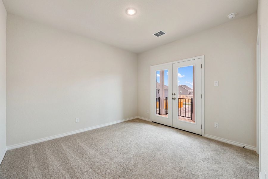 Spacious, unfurnished interior of a new home in The Cottages at Lariat, Liberty Hill (Image 44).