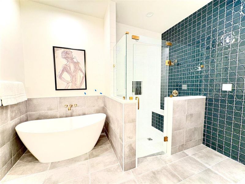 Furnished interior view inside a new home in , Heath (Image 11).