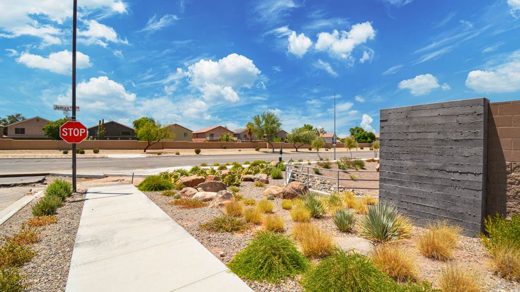 Community amenities associated with the Amherst by D.R. Horton in Aloravita, Peoria (Image 28).