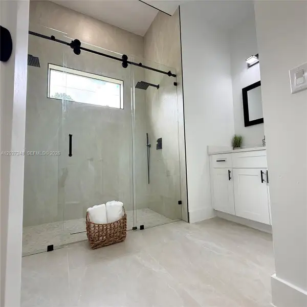 Furnished interior view inside a new home in , Lehigh Acres (Image 10).