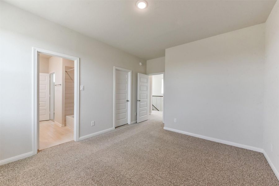 Spacious, unfurnished interior of a new home in Colony at Pinehurst, Pinehurst (Image 30). Spacious, unfurnished interior of a new home in Colony at Pinehurst, Pinehurst (Image 30).