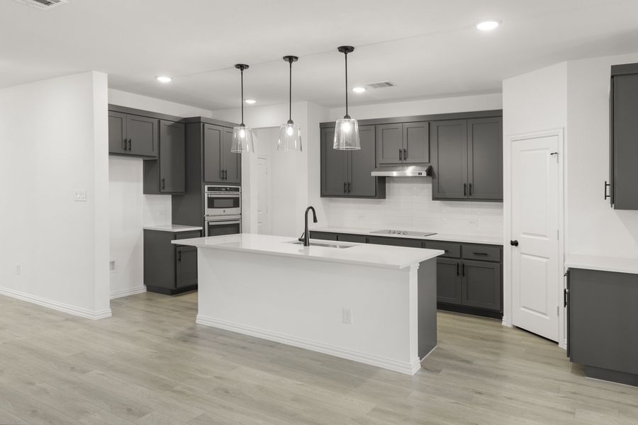 Dakota Home Plan by Ashton Woods