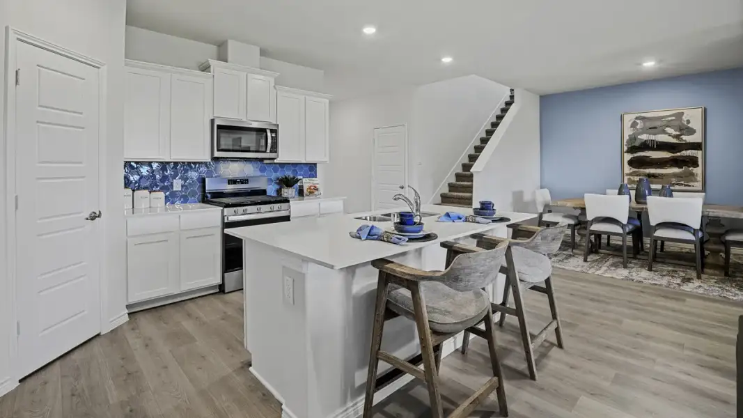 Furnished interior view inside a new home in Elevon, Lavon (Image 5).