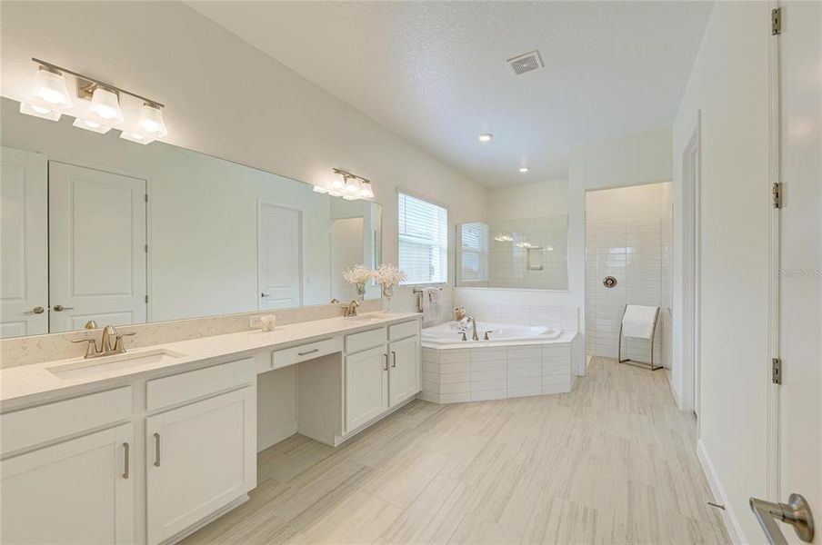 Furnished interior view inside a new home in , Parrish (Image 41).