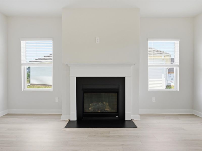 Spacious, unfurnished interior of a new home in Vickery Station, Woodruff (Image 11).