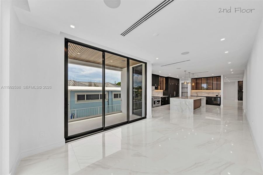 Image 77 of a home in .