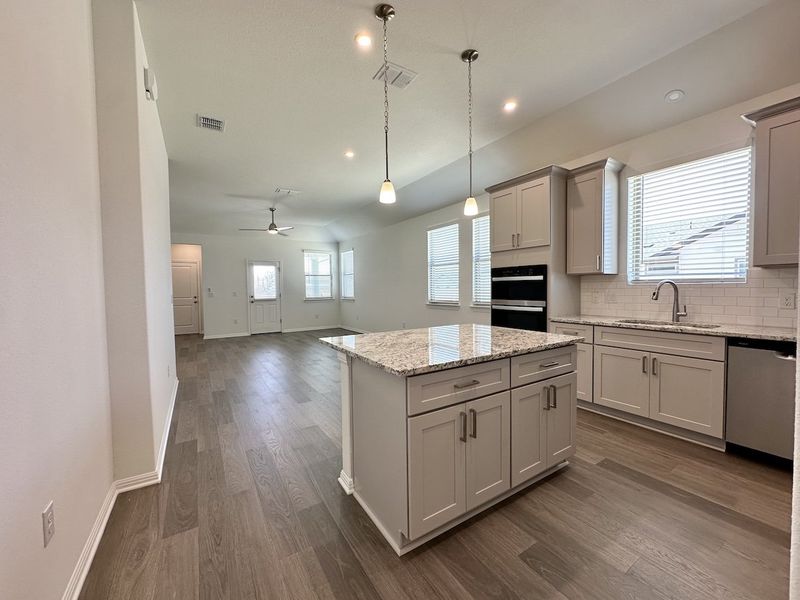 Furnished interior view inside a new home in Porter Country, Buda (Image 4).