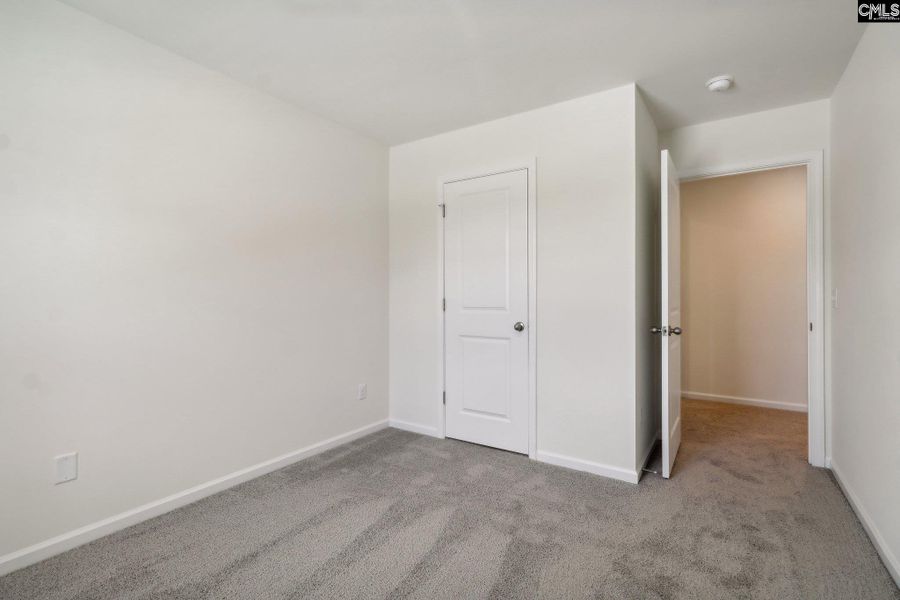 Spacious, unfurnished interior of a new home in Peachtree Hills, Lexington (Image 22).