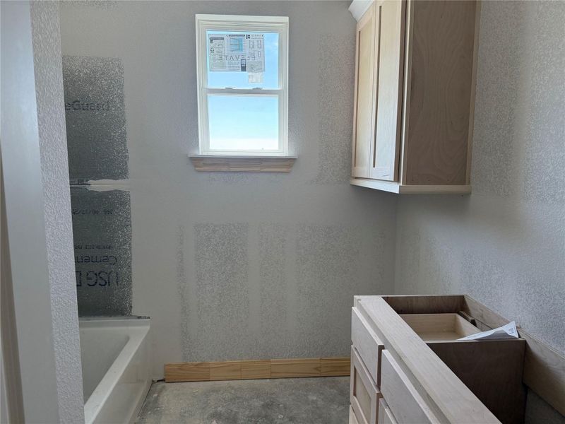 Full Bath 2