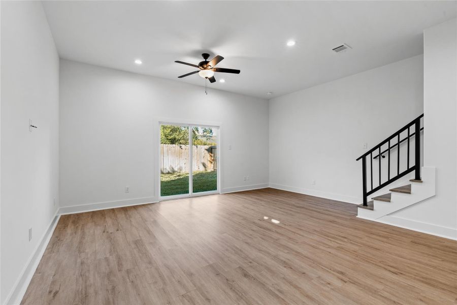 Spacious, unfurnished interior of a new home in , Houston (Image 16).