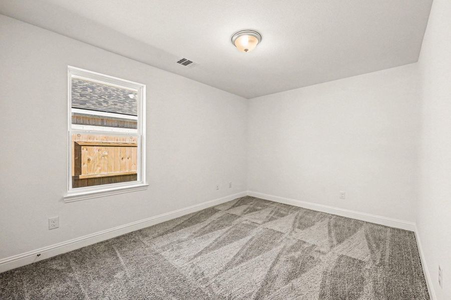 Spacious, unfurnished interior of a new home in Greystone, Angleton (Image 13).