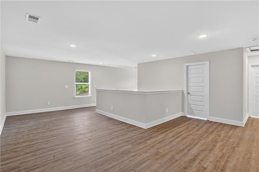 Spacious, unfurnished interior of a new home in Killian Manor at The Adares, Adairsville (Image 18). Spacious, unfurnished interior of a new home in Killian Manor at The Adares, Adairsville (Image 18).
