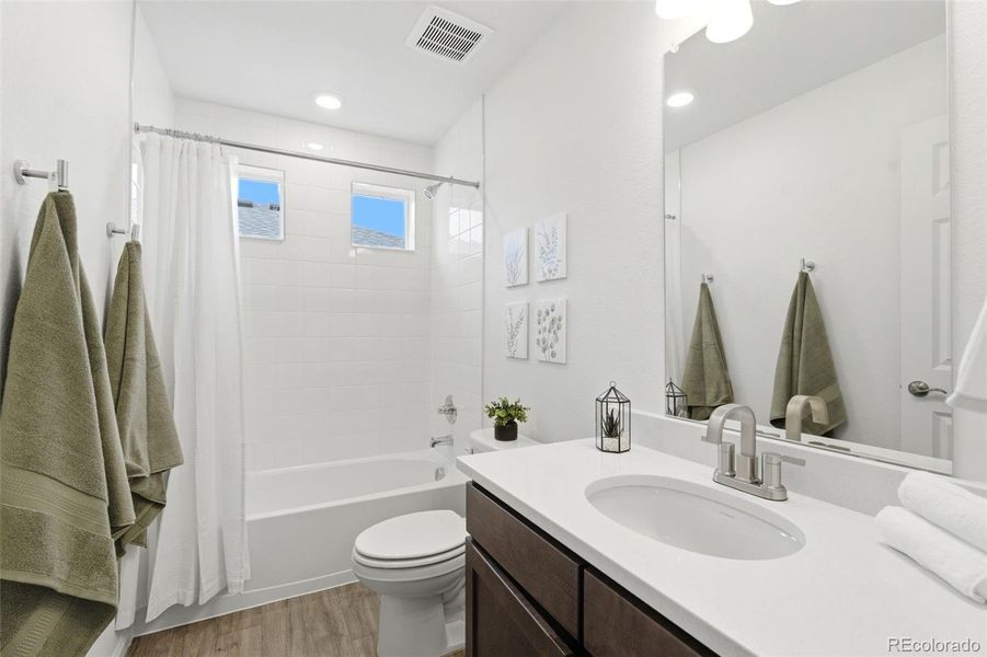 Furnished interior view inside a new home in Erie Highlands, Erie (Image 27).