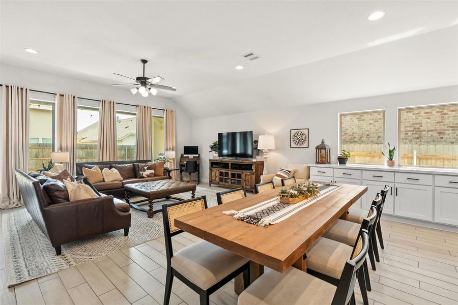 Furnished interior view inside a new home in Santa Rita Ranch 50', Liberty Hill (Image 33). Furnished interior view inside a new home in Santa Rita Ranch 50', Liberty Hill (Image 33).