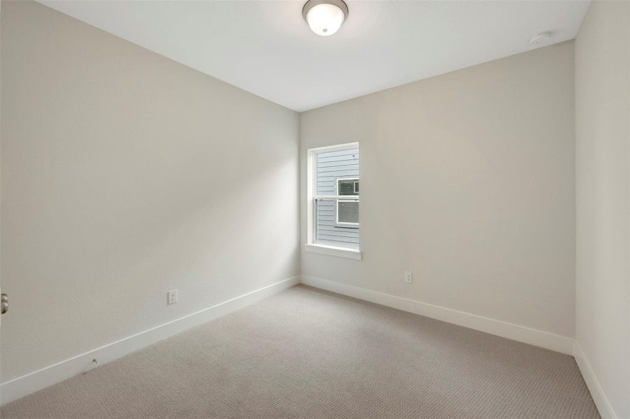 Spacious, unfurnished interior of a new home in Elyson 40', Katy (Image 27).