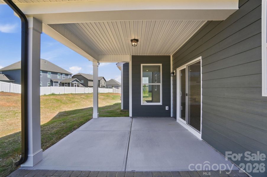 Exterior details and patio area of a home in Robinson Oaks, Gastonia (Image 27).