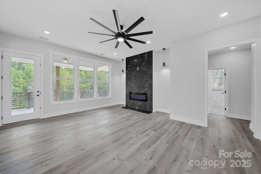 Spacious, unfurnished interior of a new home in , Kannapolis (Image 20).