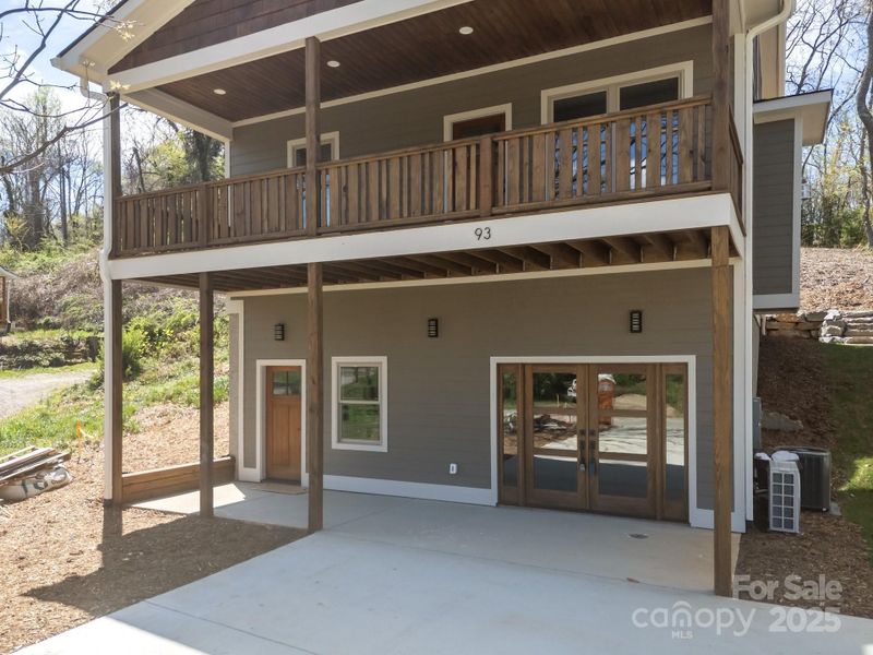 Front exterior of a new home in , Asheville, NC, highlighting curb appeal (Image 2). Front exterior of a new home in , Asheville, NC, highlighting curb appeal (Image 2).