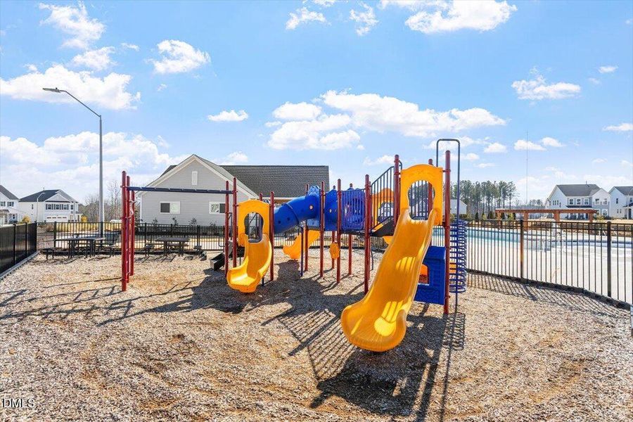 42-Edge of Autumn NA_03