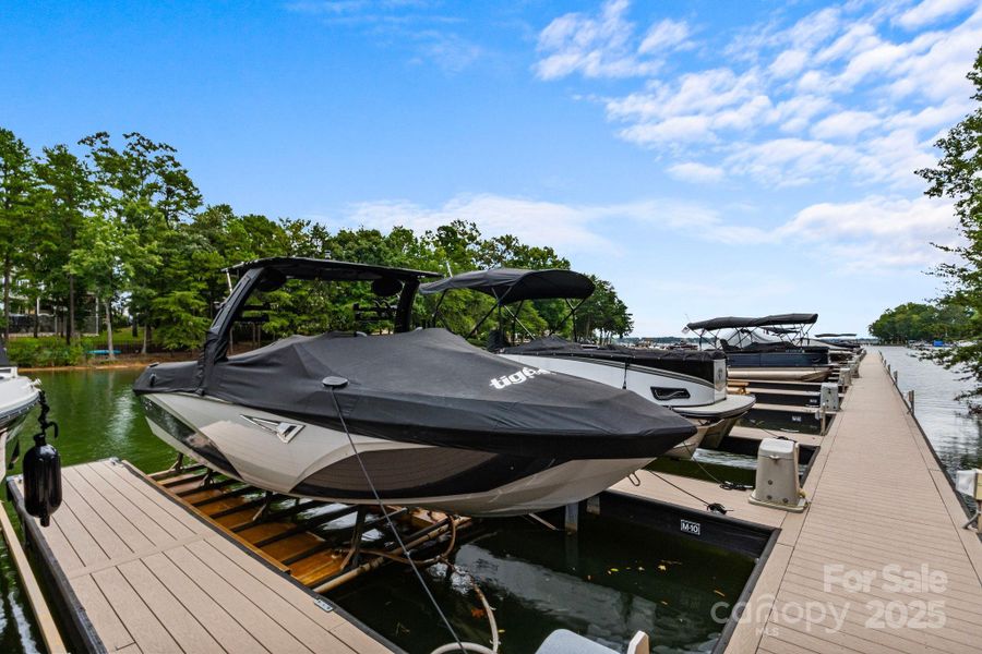 Image 40 of a home in .