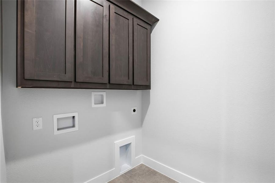 Spacious, unfurnished interior of a new home in Pecan Grove, Burleson (Image 19).