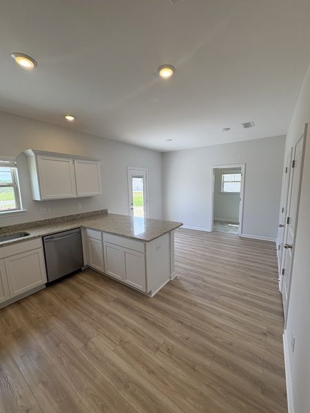 Image 21 of a home in Burton Farms.