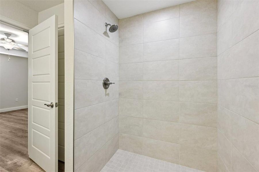 Close-up of interior finishes inside a home in , Citrus Springs (Image 11).