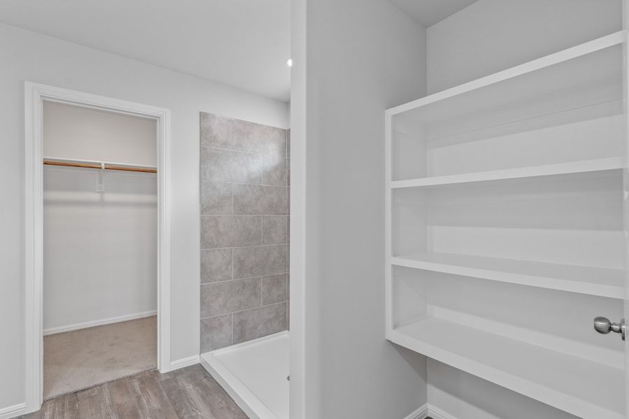 Representative furnished interior of a home built from the TAYLOR by D.R. Horton in Faculty Row, Abilene (Image 24).