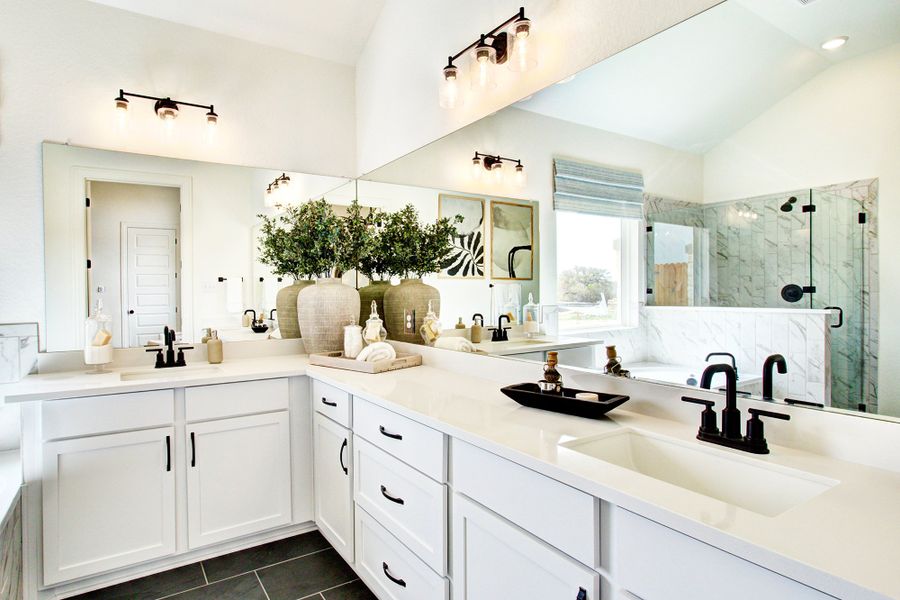 Representative furnished interior of a home built from the Premier Series - Juniper by Brightland Homes in Anthem, Kyle (Image 35). Representative furnished interior of a home built from the Premier Series - Juniper by Brightland Homes in Anthem, Kyle (Image 35).