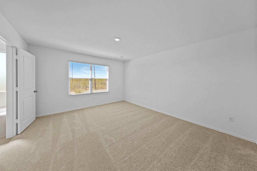 Spacious, unfurnished interior of a new home in Sunset Oaks: Ridgepointe Collection, Maxwell (Image 19). Spacious, unfurnished interior of a new home in Sunset Oaks: Ridgepointe Collection, Maxwell (Image 19).