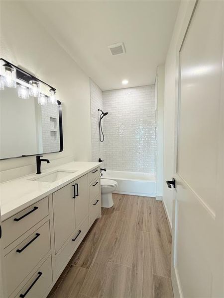 Furnished interior view inside a new home in , Wichita Falls (Image 8).