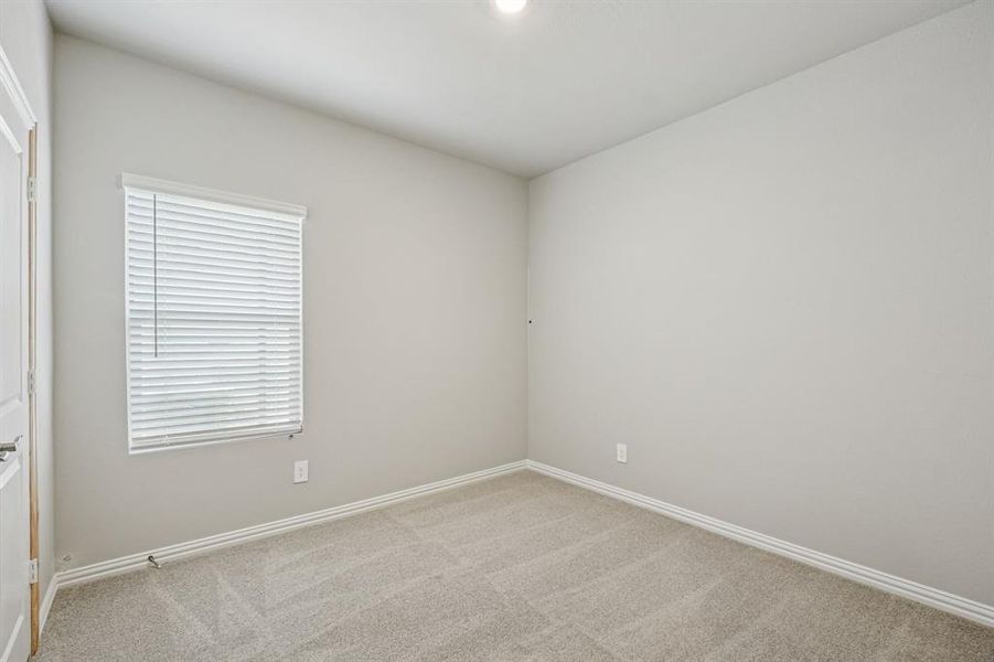 Photo is not of the actual home, but is an inspirational photo of builder’s model home and may depict options, furnishings, and/or decorator features that are not included. Photo is not of the actual home, but is an inspirational photo of builder’s model home and may depict options, furnishings, and/or decorator features that are not included.