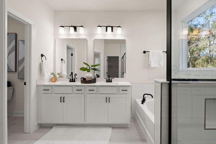 Furnished interior view inside a new home in , Hollywood (Image 14).